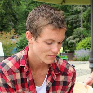 Meet your Posher, Sam